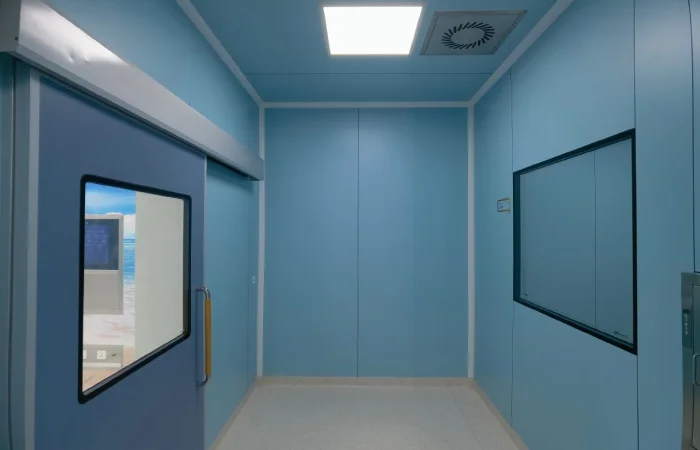 Selecting Semiconductor Cleanroom Ceiling Systems: T-Bar Ceiling, FFU Coverage and ISO Cleanliness Control