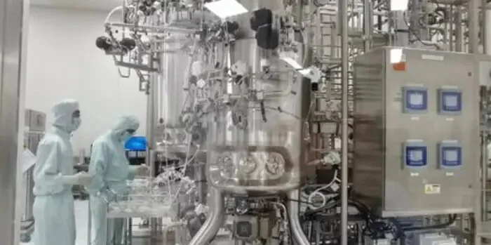 Planning a Modular Cleanroom Around Biopharmaceutical Reactors and Utility Skids